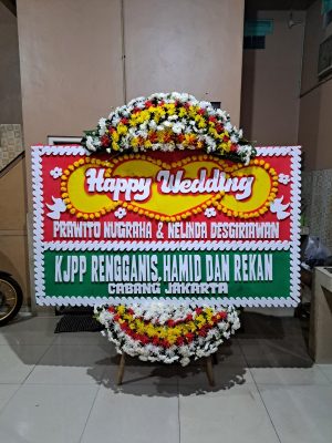 Bunga Papan Happy Wedding 04